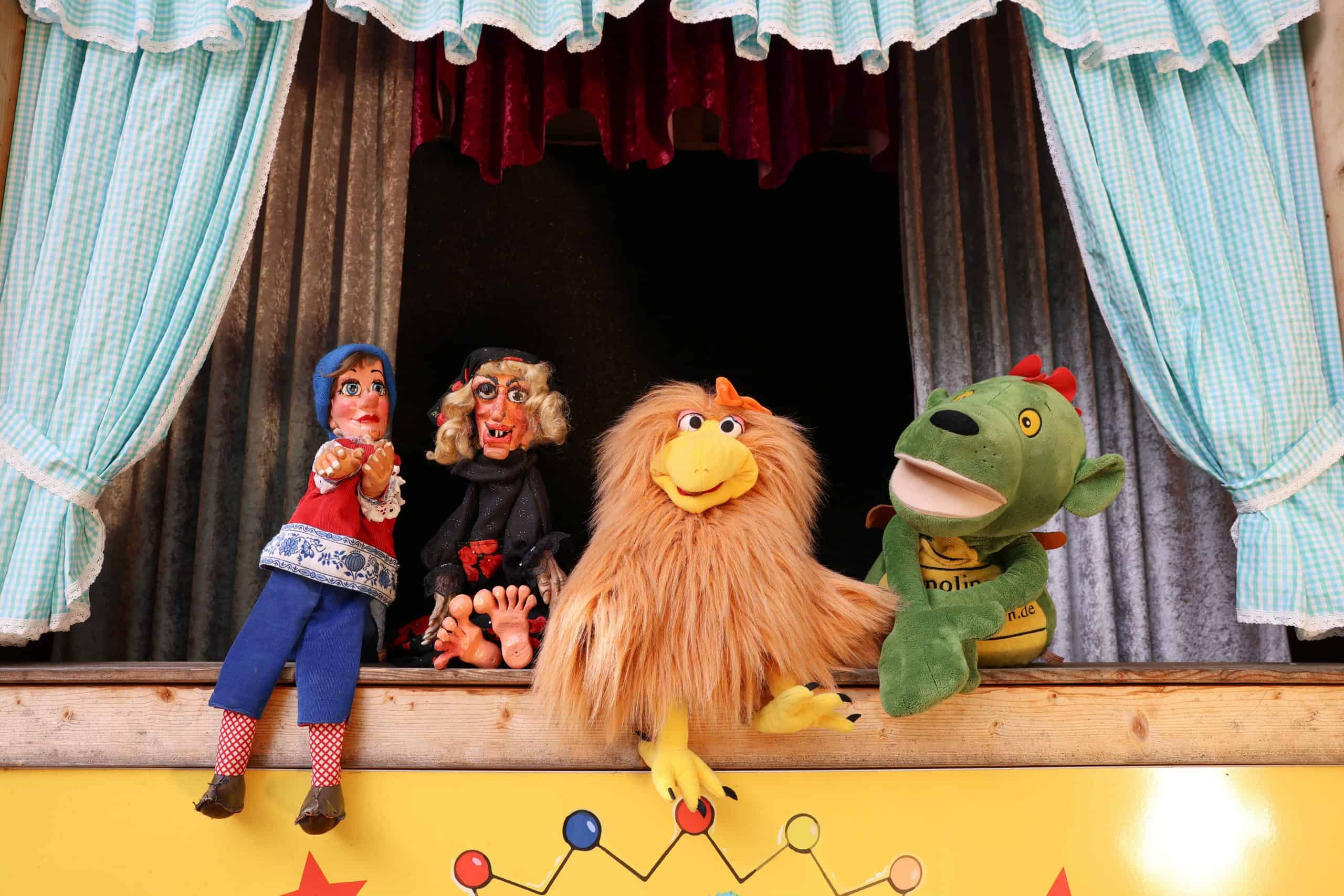 puppentheater gruppenfoto 3