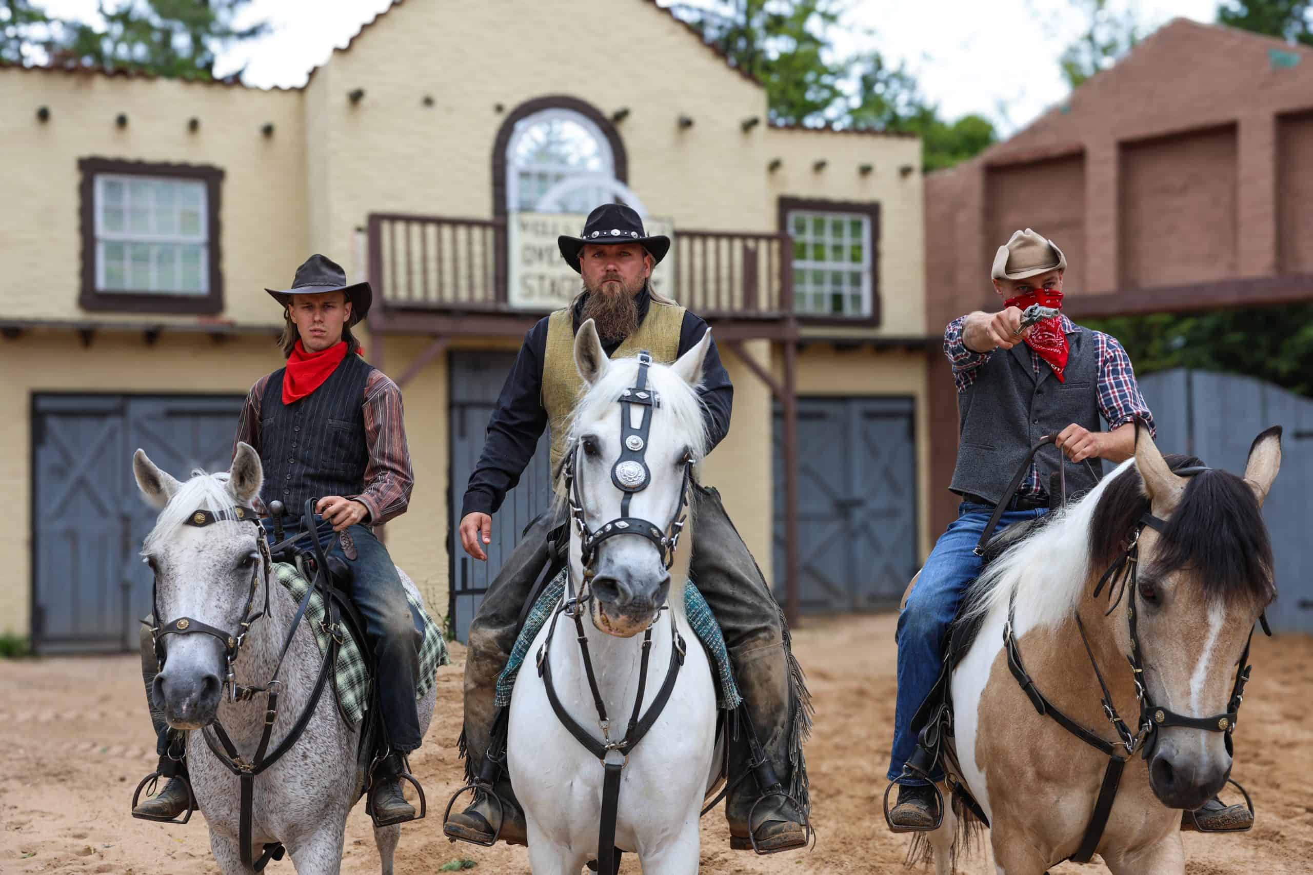 western sturz vom saloon